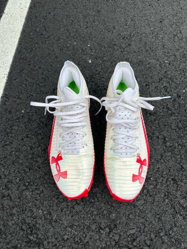 Red Men's Size M 10.5 (W 11.5) Adult Under Armour Cleats (Used)