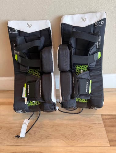 24" Bauer Prodigy Goalie Leg Pads (Used)