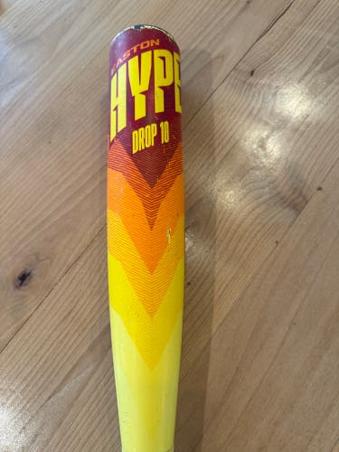 Easton Hype Fire Composite USSSA Certified Bat (-10) 18 oz 28" (Used)