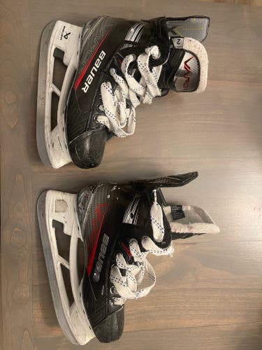 Bauer Vapor X Shift Pro Hockey Skates Regular Width Size 2 (Used)