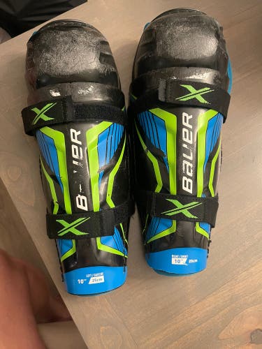 Youth Bauer 10" Shin Pads (Used)