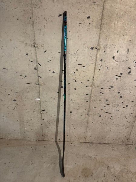 Senior Bauer Twitch Right Handed Hockey Stick P92 (Used)