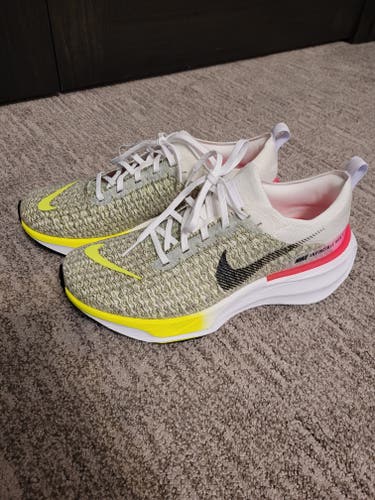 Men's Size M 10.0 (W 11.0) Adult Nike Shoes (New)