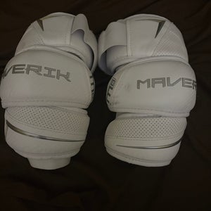 Large Adult Maverik M6 Arm Pads (Used)