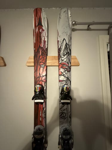 2023 Park 165 cm Atomic Bent 90 Skis With Look Pivot 12 Bindings (center mount) (Used)
