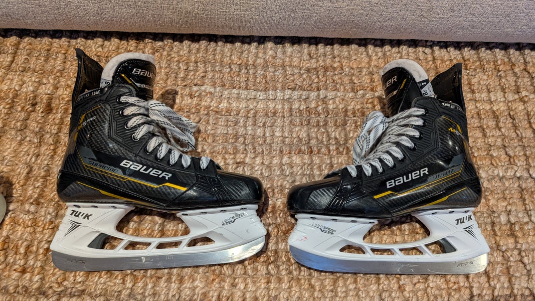 Bauer Supreme M5 Pro Hockey Skates 8.5 Fit 2 senior with Bauer Aetrix orthotic insoles, like new!