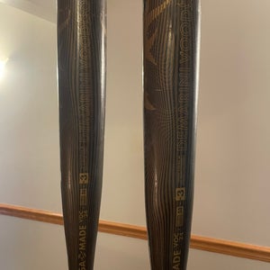 Two Demarini Voodoo 33” 30 oz   Really good condition $130 each