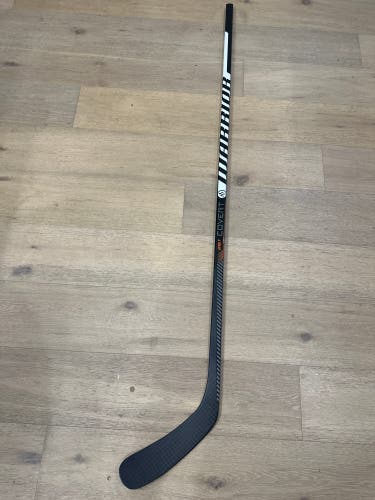 Senior Warrior Covert QR5T Right Handed Hockey Stick W03 Pro Stock (New)