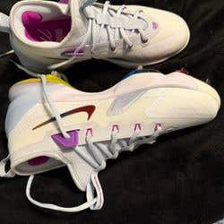 White Men's Size M 8.0 (W 9.0) Adult Nike Low Top Metal (New)