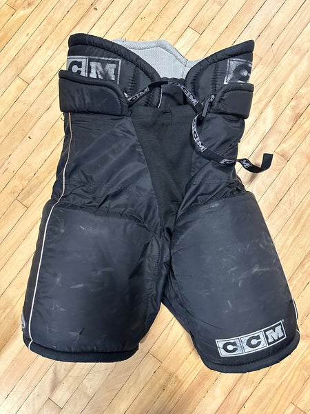 Men's Senior Small CCM Hockey Pants (Used)