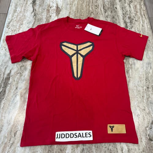 Nike Kobe Basketball Short Sleeve Loose Fit Red T-shirt FZ8071-636 Men’s Small

New With Tags