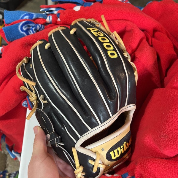 Wilson A2000 LH Baseball Glove 11.75" (Used)