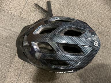 Used Schwinn BIKE HELMET Bike Helmet Black MD 11614-S000221442