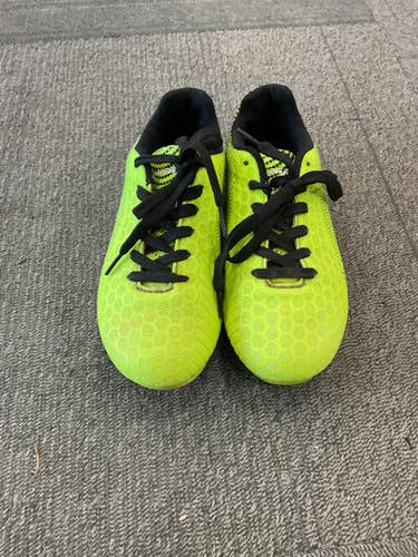 Used Vizari Soccer Cleats Neon Green Youth 13.5 11614-S000221352