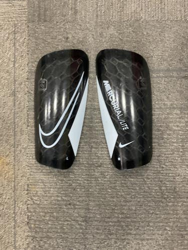 Used Nike Soccer Shin Guards Adult Black XL 11614-S000221476