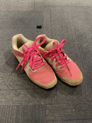 Used Under Armour LEADOFF CLEATS BB/SB Cleats Pink Junior 02 11614-S000220614