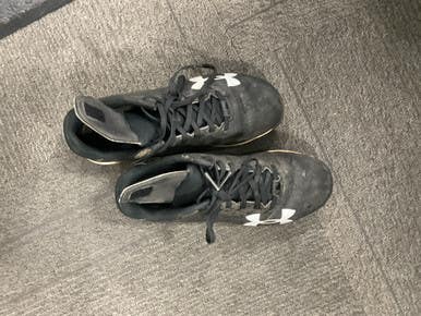 Used Under Armour BASEBALL CLEATS BB/SB Cleats Black Junior 03 11614-S000220585
