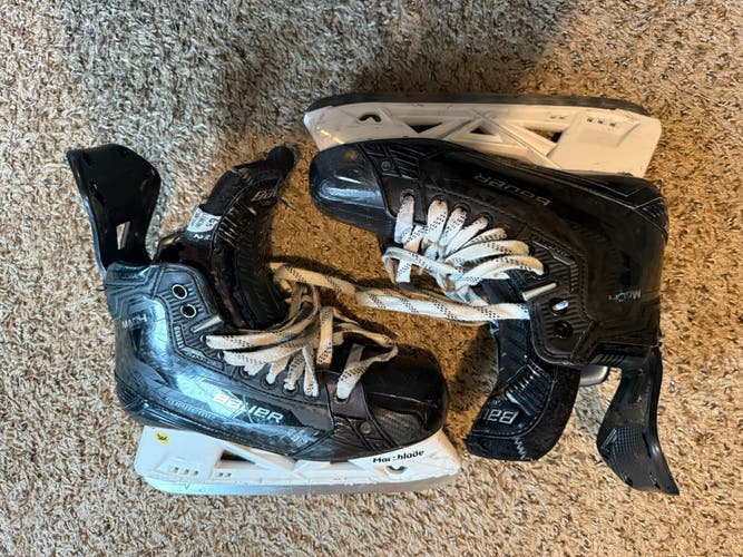 Bauer Supreme Mach Hockey Skates 6.5 (Used)
