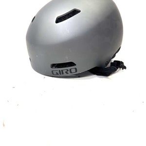 Used Giro Snowsport Helmet Adult Grey MD 11860-S000297935