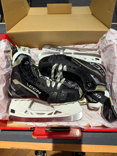 CCM Tacks AS-V Hockey Skates Size 7.5 Regular Width with Step Steel (New)