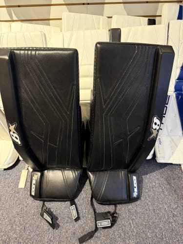 27+1 2024 Brian's Iconik X Goalie Leg Pads (New)