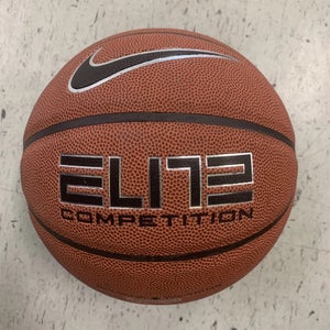 Nike Elite Tournament Basketball Mid 28.5” Mid-size NFHS
