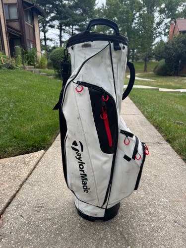 TaylorMade Carry Golf Bag Used