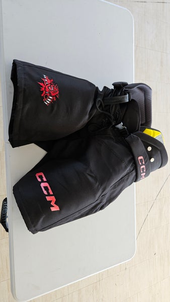 Men's Senior Medium CCM HPTK Hockey Pants Pro Stock (Used)