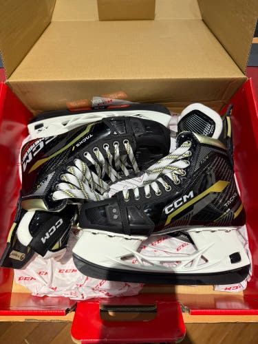 CCM Tacks AS-V Pro Hockey Skates Size 6 Regular Width without steel (New)