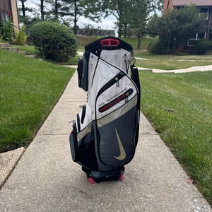 Nike Performange  Stand Golf Bag Used