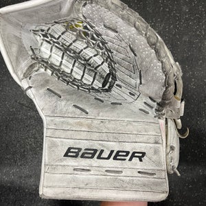 Used Bauer GSX Jr Goalie Glove