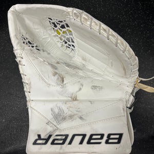 Like New Bauer Reactor 5000 Sr Goalie Glove