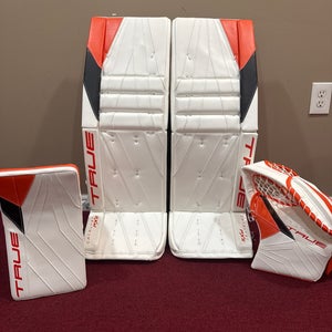 35" True Catalyst PX5 Regular Goalie Full Set Pro Stock (New) Item#LHNS
