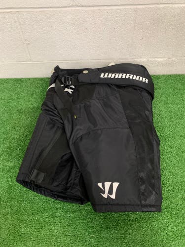 Black Junior Medium Warrior Covert QRL3 Hockey Pants (Used)