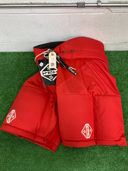 Red Senior Size 50 Tackla 5000 Hockey Pants (New)