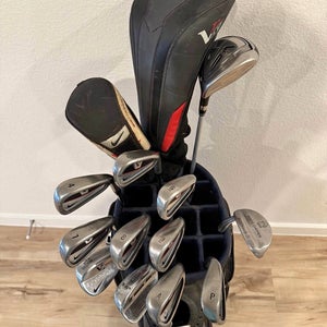 Junior Nike Nike CPR Ironwood Right Handed Hybrid (New)