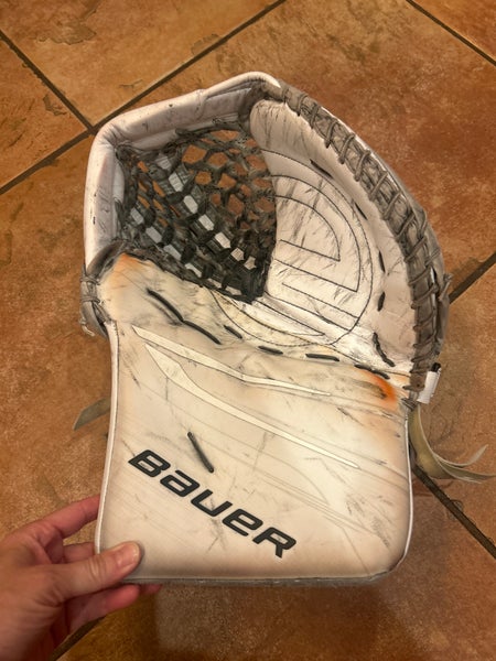 Bauer Vapor Hyperlite 2 Regular Pro Stock (Used)