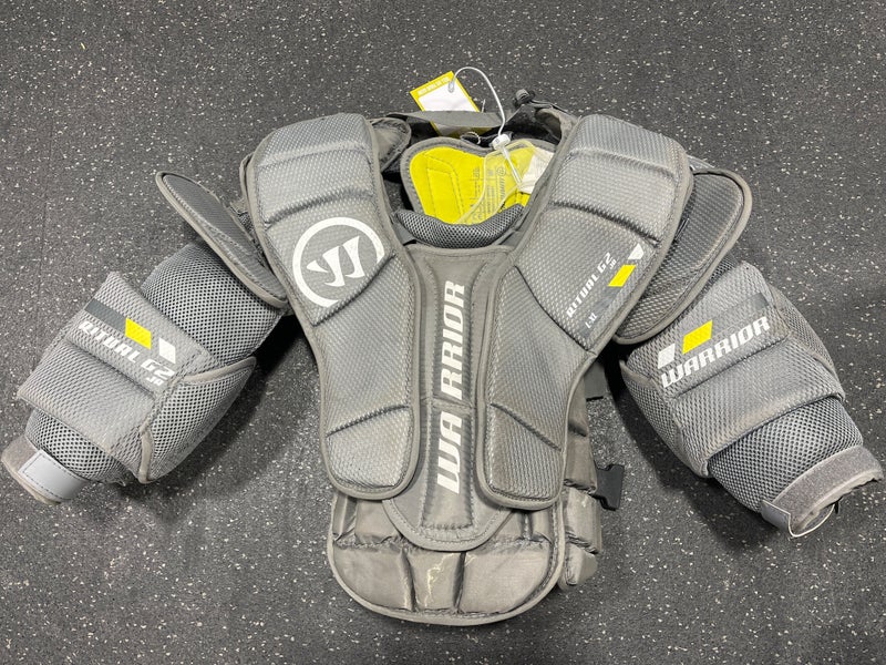 Large/Extra Large Warrior Ritual G2 Jr Goalie Chest Protector (Used)