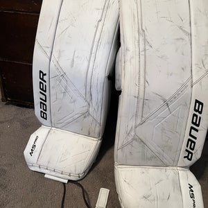 30" 2023 Bauer Supreme M5 Pro Goalie Leg Pads (Used)