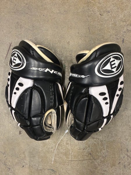 Junior Easton Synergy Gloves 13" (Used)
