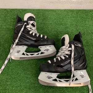Junior CCM RibCor 42K Hockey Skates Regular Width Size 1.5 (New)