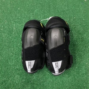 (New) Senior Medium/Large |  CCM Tacks xf pro Elbow Pads (READ DESCRIPTION)
