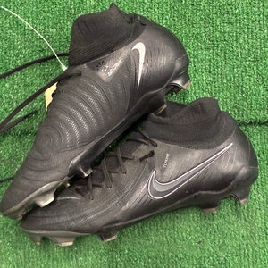 Men's Size 9.5 Nike Nike Phantom Luna 2 Pro Cleats