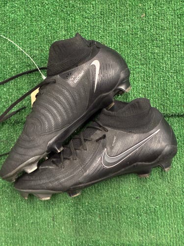 Black Men's Size 9.5 Nike Nike Phantom Luna 2 Pro Cleats