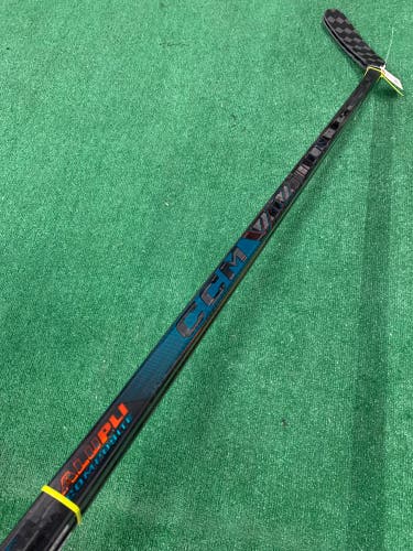 Senior CCM Vizion Hockey Stick Left Hand P29+1/4 (Used)