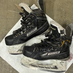 Junior Bauer Supreme 190 Hockey Skates Regular Width Size 1.5 (Used)