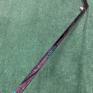 Intermediate Bauer Twitch Hockey Stick Left Hand P28 (New)