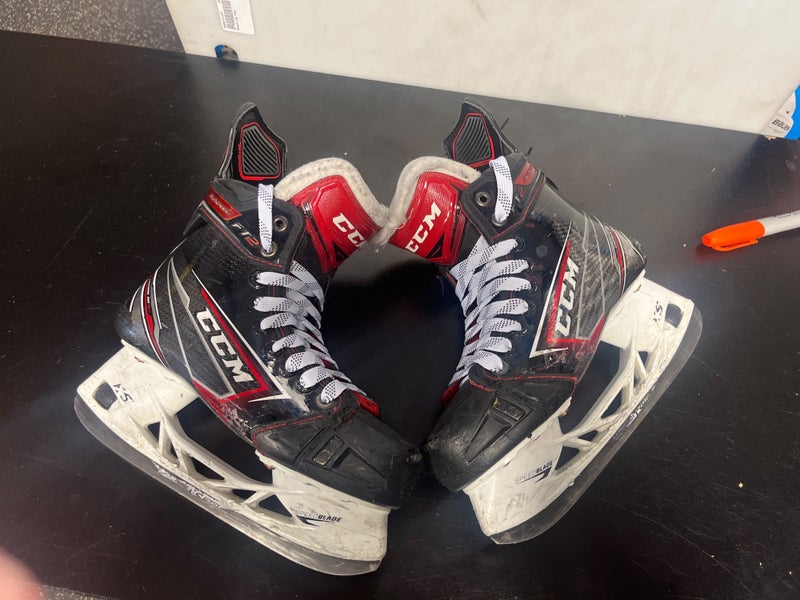 CCM JetSpeed FT2 Hockey Skates Size 4.5 (Used)