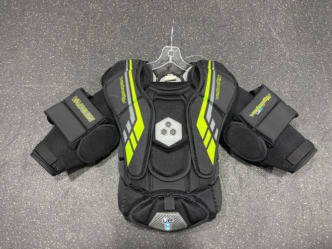 Like New Medium/Large Vaughn Velocity VE8 Youth Goalie Chest Protector