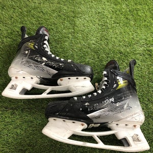 Bauer Vapor Hyperlite 2 Hockey Skates  | Senior 9.5 (Fit 1)